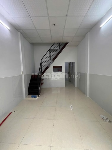 BÁN NHÀ HẺM LÊ VĂN SỸ, HẺM 4M, CÁCH MẶT TIỀN HẺM XE HƠI 5M