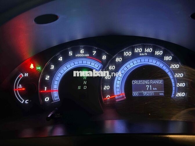 Toyota Camry 2010 3.5Q 95.000 km Bạc