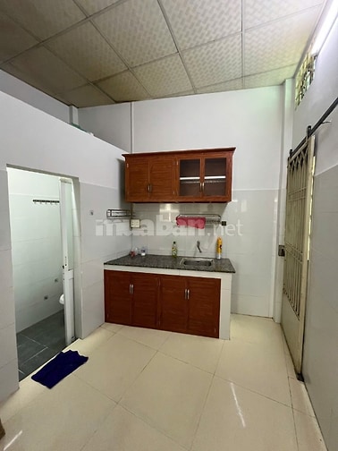 BÁN NHÀ HẺM LÊ VĂN SỸ, HẺM 4M, CÁCH MẶT TIỀN HẺM XE HƠI 5M
