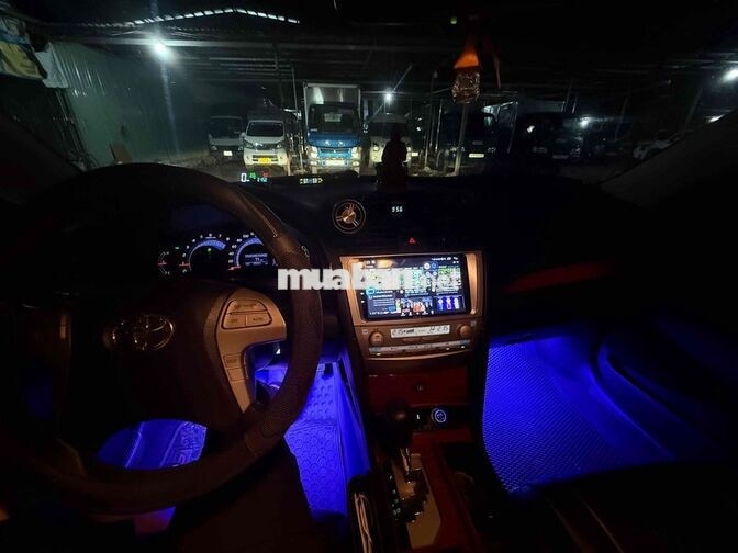 Toyota Camry 2010 3.5Q 95.000 km Bạc