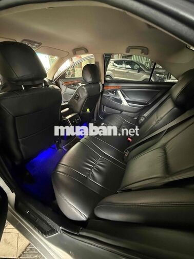 Toyota Camry 2010 3.5Q 95.000 km Bạc