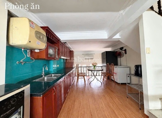 Nhà phân lô ô tô phố Hào Nam 3 thoáng, dt 40m2, 5t, mt 4m.