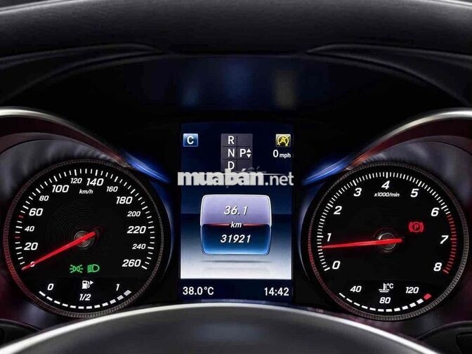 Mercedes-Benz C300 AMG Model 2016 W205 31.000 km