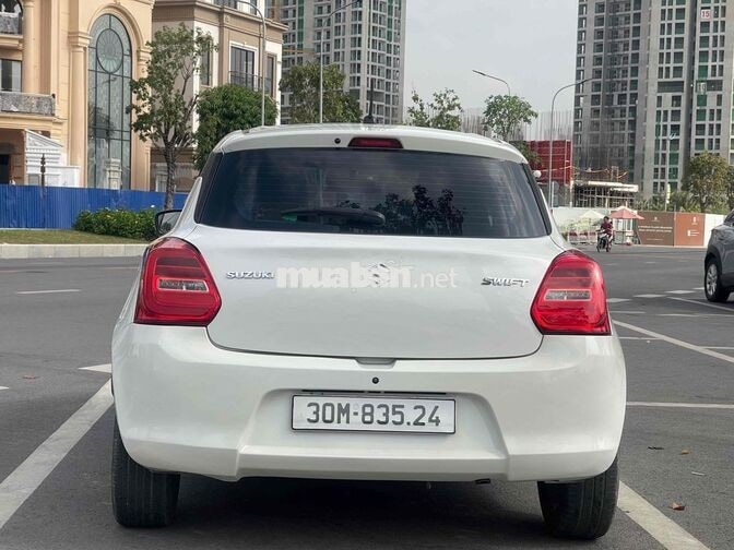 Bán xe suzuki swift nhập sx 2019GLX suất sắc
