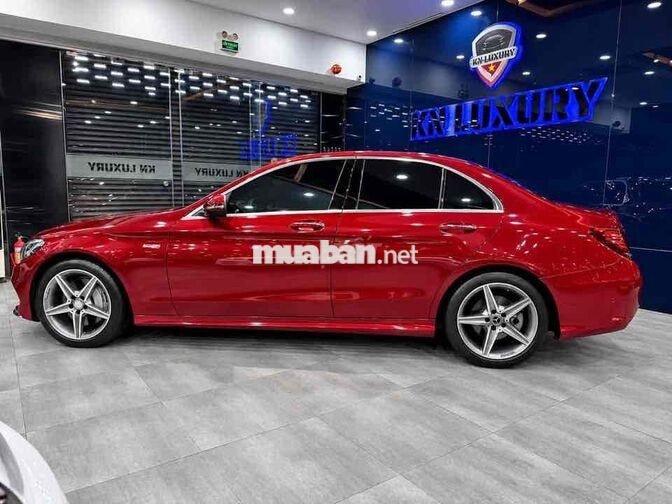 Mercedes-Benz C300 AMG Model 2016 W205 31.000 km