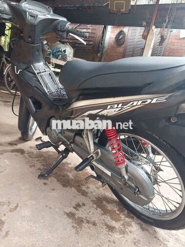 Honda Blade 2016 màu đen