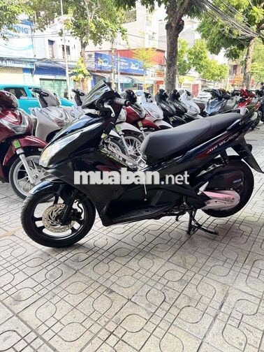 Honda Air Blade 125cc đen bóng