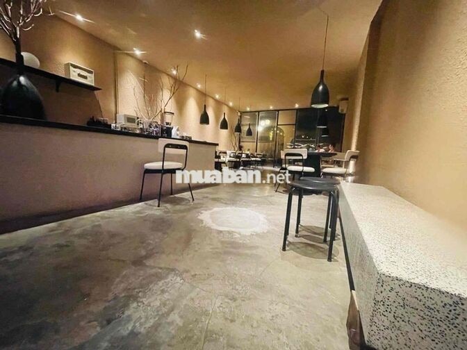 QUÁN CAFEE MẶT TIỀN - CHỦ NGỘP BANK - THƯƠNG LƯỢNG CỰC SÂU