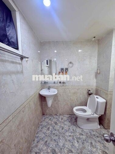 2 Phòng Ngủ - 2WC - Thang Máy - Bảo Vệ - Khu Cộng Hoà -Hoàng Hoa Thám