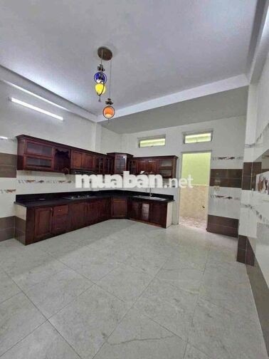 CHO THUÊ NHÀ MT ĐƯỜNG BỜ BAO TÂN THẮNG – ĐỐI DIỆN AEON TÂN PHÚ