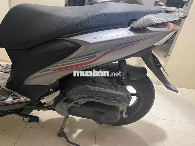 Yamaha FreeGo S màu xám