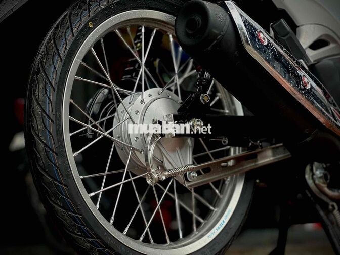 Honda Future led 125i trắng đỏ