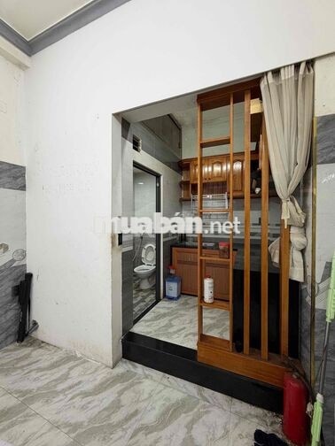 Cho thuê nhà 3tầng mặt tiền NGUYỄN HOÀNG - Hải Châu, Đà Nẵng
