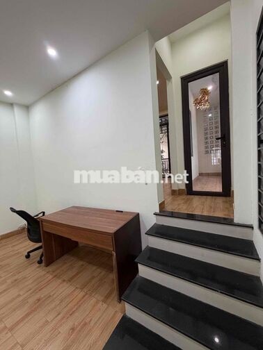 Cho thuê nhà sân vườn 2tầng rộng rãi ĐỐNG ĐA, Hải Châu, Đà Nẵng