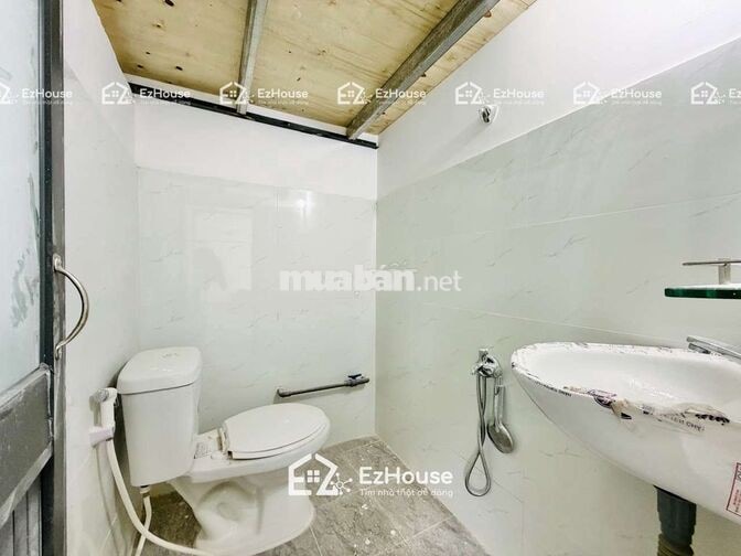 Duplex mới xây ở khu Tên Lửa gần Bà Hom, An Dương Vương