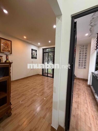 Cho thuê nhà sân vườn 2tầng rộng rãi ĐỐNG ĐA, Hải Châu, Đà Nẵng