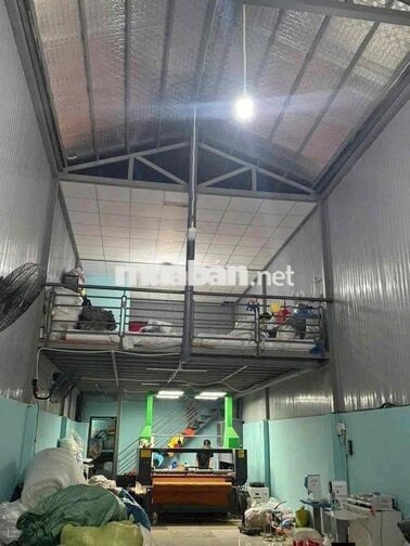 KHO VƯỜN LÀI ( NỀN GẠCH MEN ) ĐƯỜNG XE TẢI