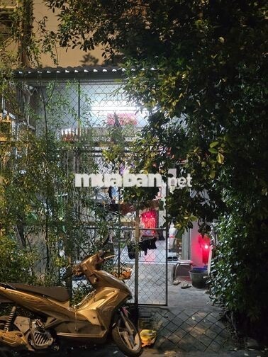 Cho thuê nhà mặt phố tại 432 Lê Quang Sung, Quận 6