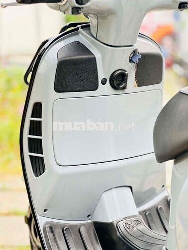 PIAGGIO VESPA GTS 150 2016 XÁM XIMĂNG