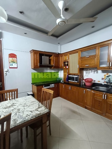 Nhà phân lô Thái Hà thoáng trước sau ô tô vỉa hè ngõ thông kinh doanh.