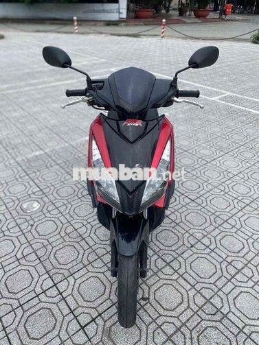 Honda Air Blade màu Đen đỏ