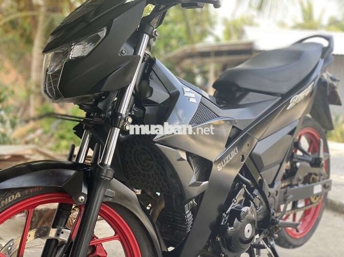 Suzuki Satria F150 150cc màu Đen
