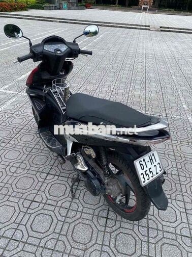 Honda Air Blade màu Đen đỏ