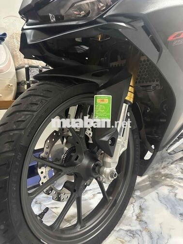 Honda CBR150R 2022 15k km Đen nhám