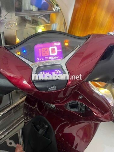 Honda SH125i 2023