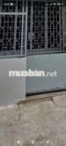 nhà đang sữa mới giá rẻ 1 lưng 1 lầu 2 phòng ngủ 2vs 