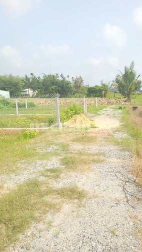 6m ngang. 90m2 đất đô thị tại phường. 270tr. Quá rẻ 