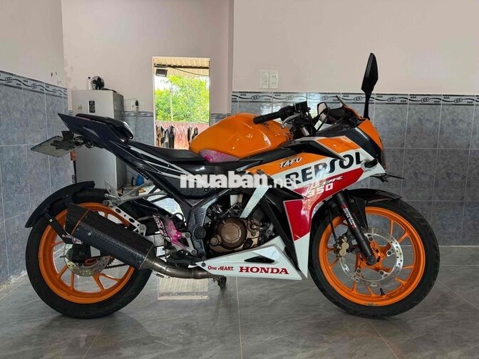Honda CBR 150R 20000 km Cam trắng đen