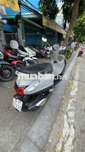 Yamaha Grande 2017 xám mới 90%