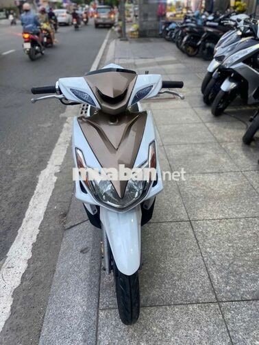 Yamaha Luvias 2013 trắng nâu