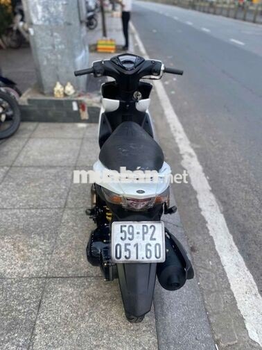 Yamaha Luvias 2013 trắng nâu