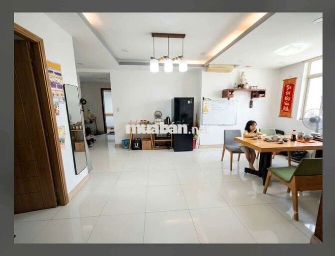 BÁN CĂN HỘ SCREC TOWER QUẬN 3 – 110M² – 3PN 3WC – SỔ HỒNG CHỈ 5.7 TỶ.