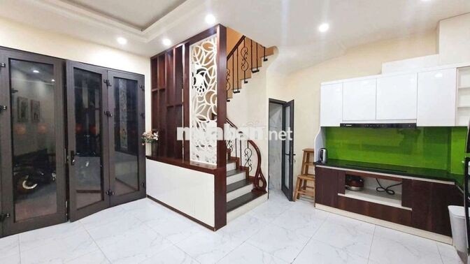🔥 11 TRIỆU–NHÀ 5 TẦNG NGỌC THUỴ,3PN KHÉP KÍN,FULL NT,Ô TÔ ĐỖ CẠNH NHÀ!