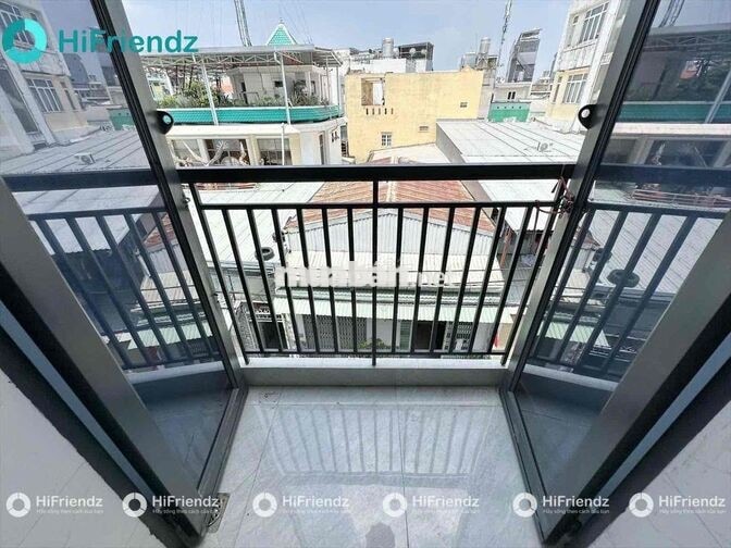 Phòng bancol siêu thoáng gần đại học iuh , VLU