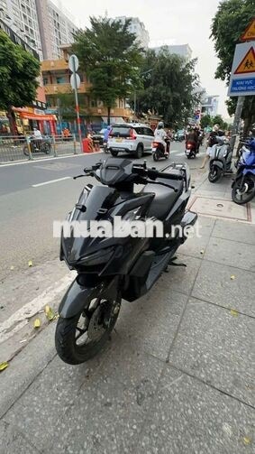HONDA VARIO 160 2023 ABS ĐEN ĐÃ SỬ DỤNG