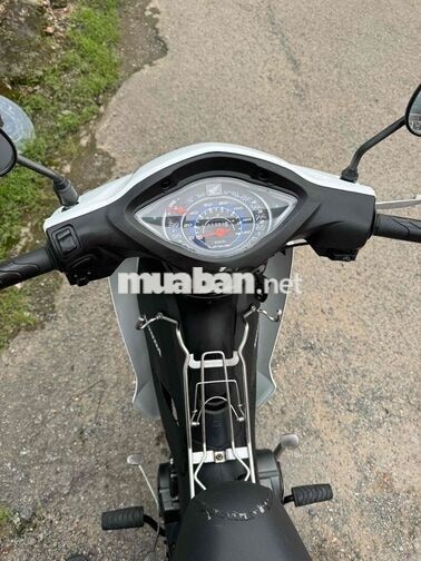 Honda Wave Alpha 2024 màu trắng