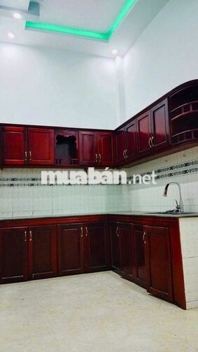 Cho Thuê nhà Trệt Lầu 3p ngủ, trang bị sẵn 2 máy lạnh gần Chợ Cái Răng