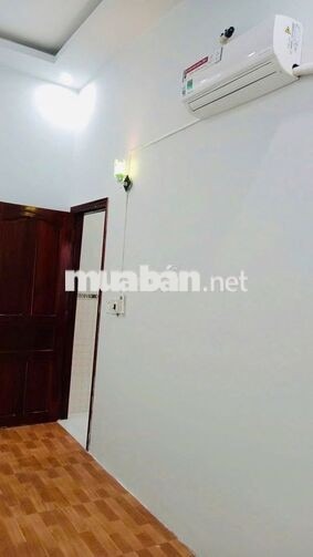 Cho Thuê nhà Trệt Lầu 3p ngủ, trang bị sẵn 2 máy lạnh gần Chợ Cái Răng