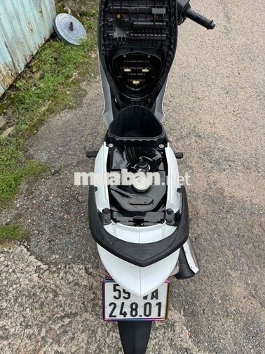 Honda Wave Alpha 2024 màu trắng