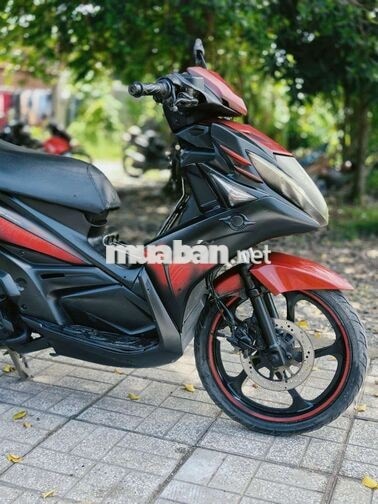Yamaha Nouvo SX 125cc đen đỏ