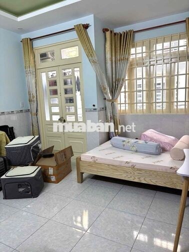nhà dân cư hồng long hẻm xe hơi có 2 máy lạnh