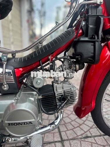 Honda Dream II Thái Lan màu Đỏ