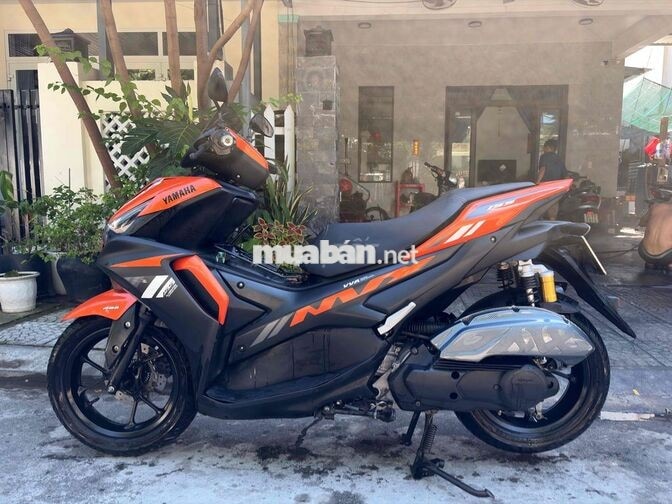 Yamaha NVX 2021 màu Cam Đen