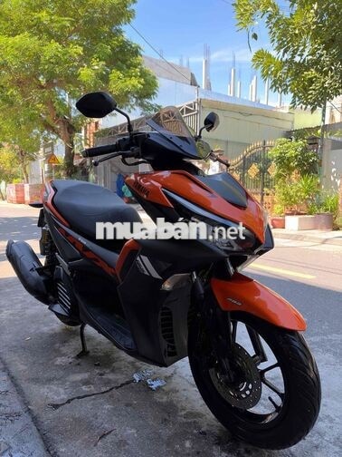 Yamaha NVX 2021 màu Cam Đen