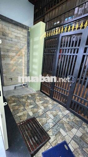 nhà dân cư hồng long hẻm xe hơi có 2 máy lạnh
