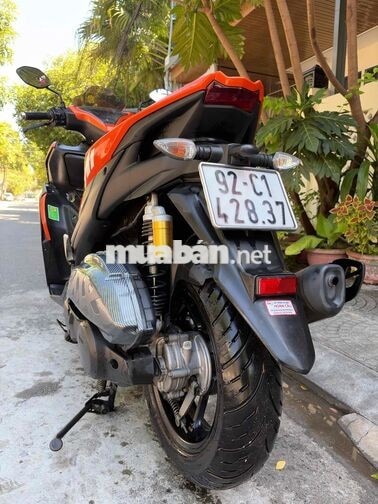 Yamaha NVX 2021 màu Cam Đen